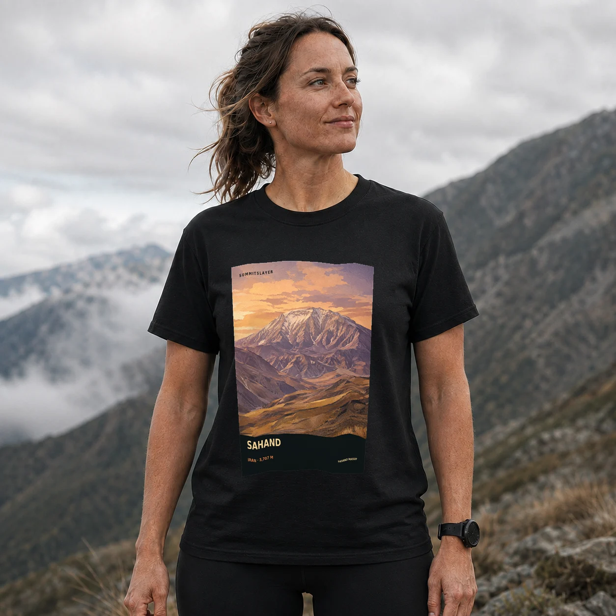 Black Kūh-e Sahand T-shirt front with mountain artwork