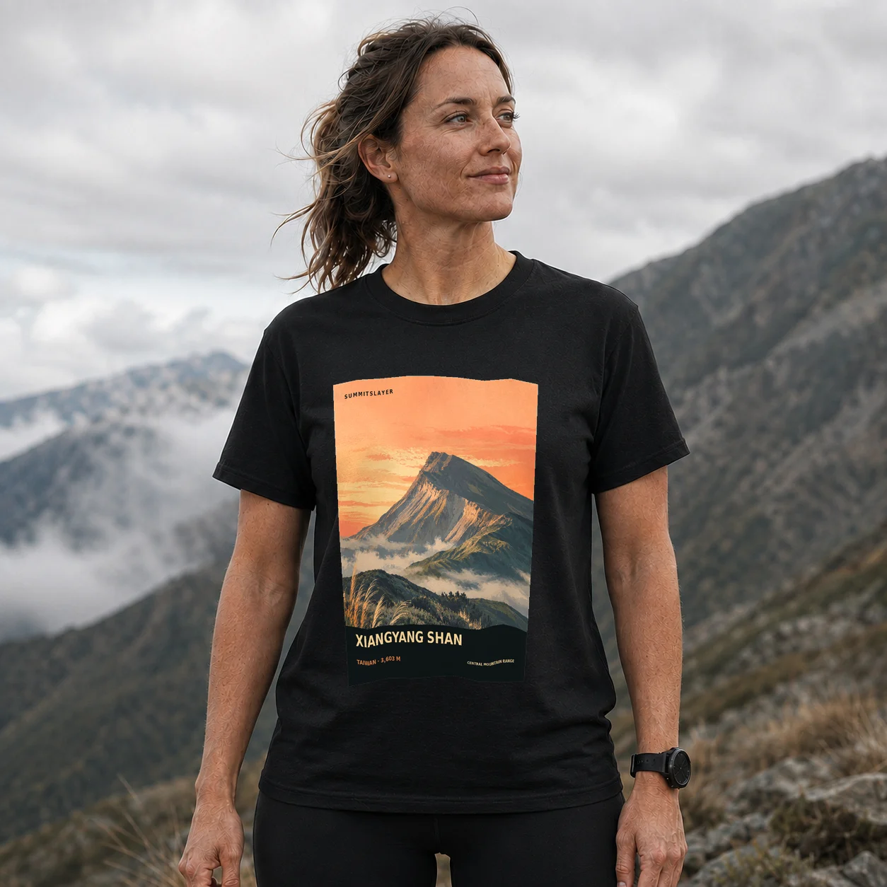 Black Xiangyang Shan Beifeng T-shirt front with mountain artwork